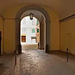 Appartement Stilmoderno In Siena's Historic Center, Just Steps From Piazza Del Campo