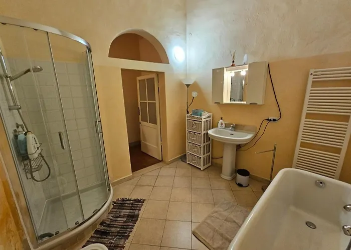 Stilmoderno In Siena's Historic Center, Just Steps From Piazza Del Campo Apartman