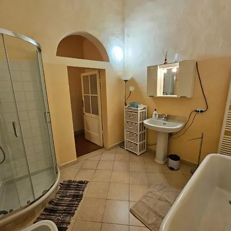 Stilmoderno In Siena's Historic Center, Just Steps From Piazza Del Campo Apartmán